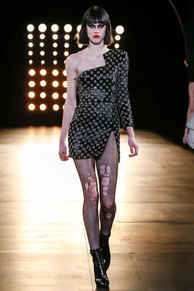 Look 52